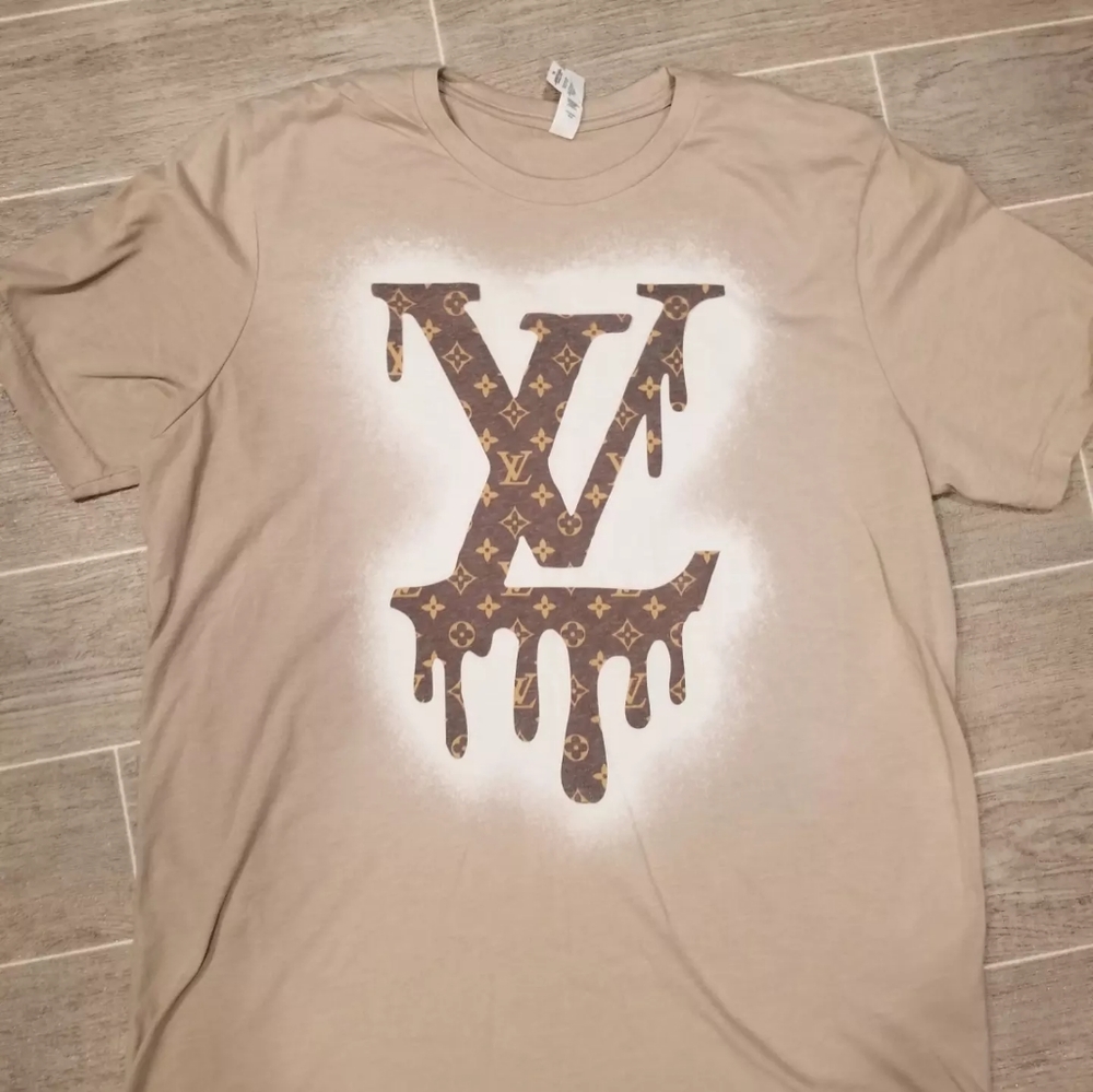 Lv bleached tee